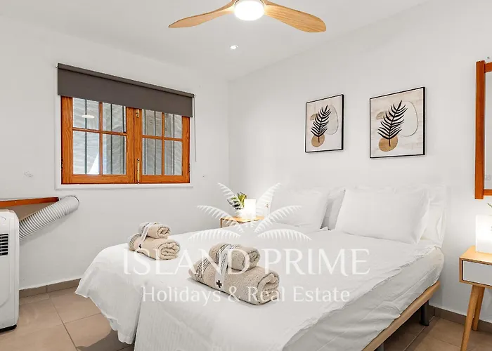 Golden Sunset And Golf Views In Amarilla Golf Ph35