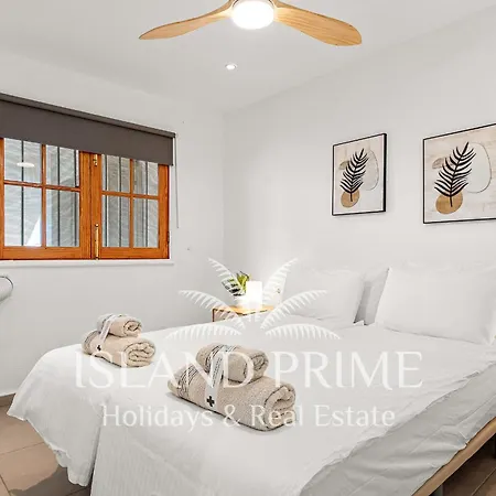 Golden Sunset And Golf Views In Amarilla Golf Ph35